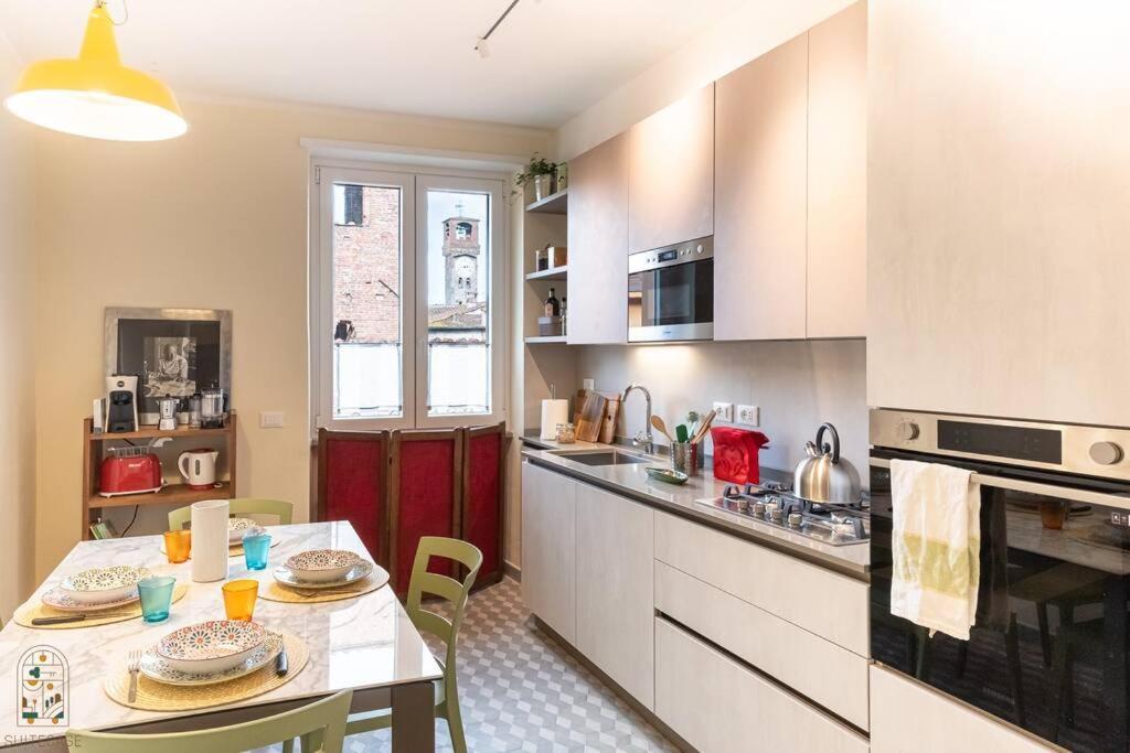 Apartamento Il Sogno, Luxury In Piazza Napoleone Lucca