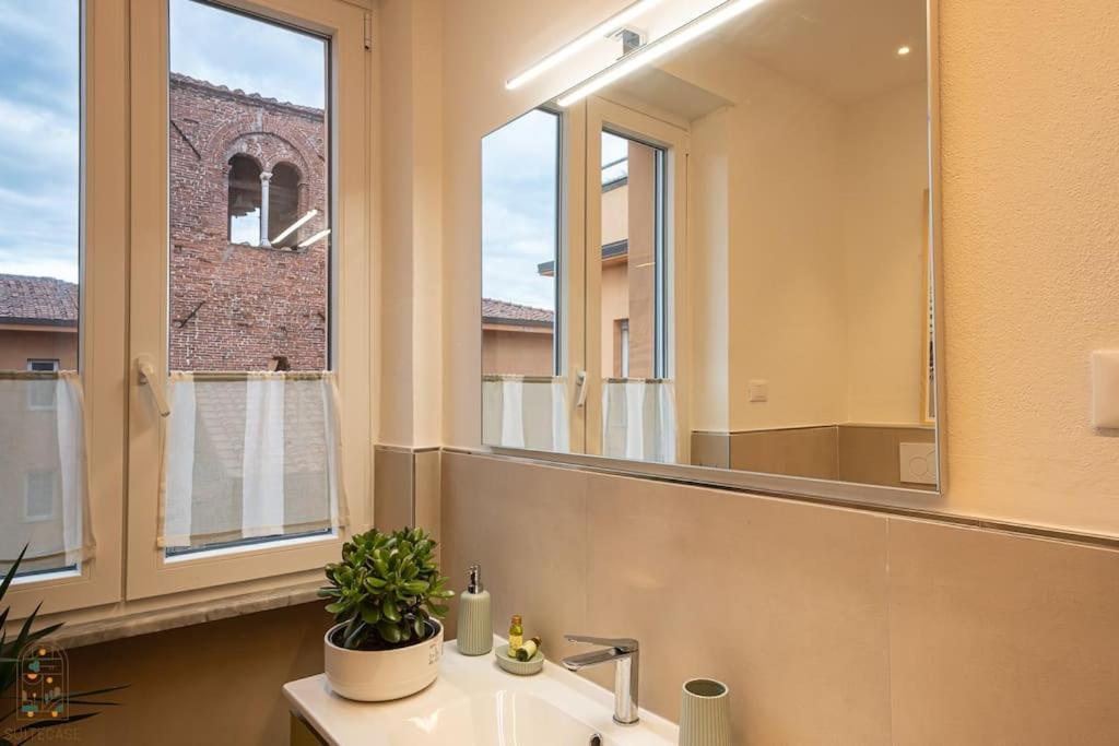 Apartamento Il Sogno, Luxury In Piazza Napoleone *