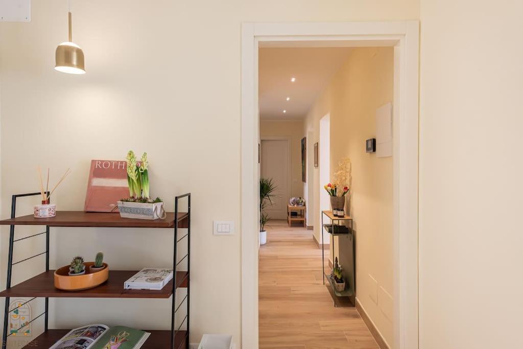Apartment Il Sogno, Luxury In Piazza Napoleone Lucca